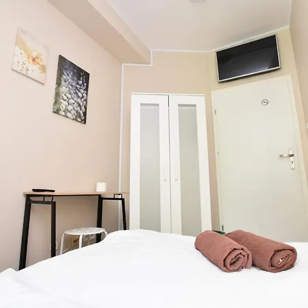 Хостел Dukes Aparthostel - Prywatne, Rynek *