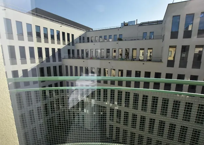 Dukes Aparthostel - Prywatne, Rynek Hostel *