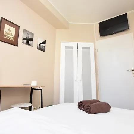 Dukes Aparthostel - Prywatne, Rynek Hostel Wrocław