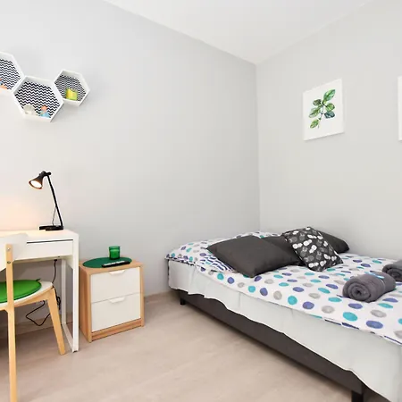 Dukes Aparthostel - Prywatne, Rynek Вроцлав