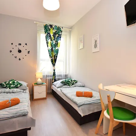 بيت شباب Dukes Aparthostel - Prywatne, Rynek *