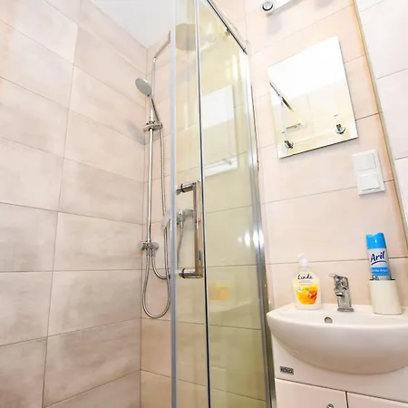 Dukes Aparthostel - Prywatne, Rynek Вроцлав