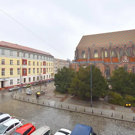 Dukes Aparthostel - Prywatne, Rynek بيت شباب *