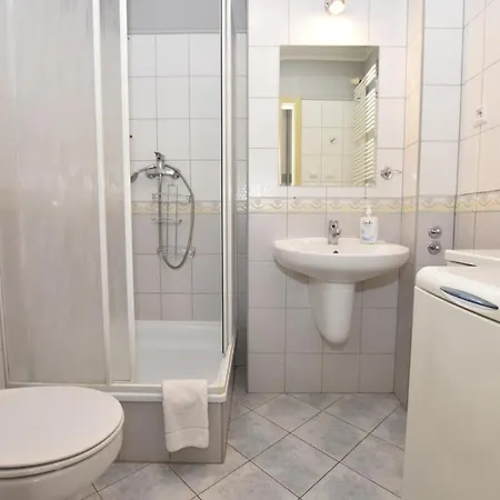 Dukes Aparthostel - Prywatne, Rynek Hostel